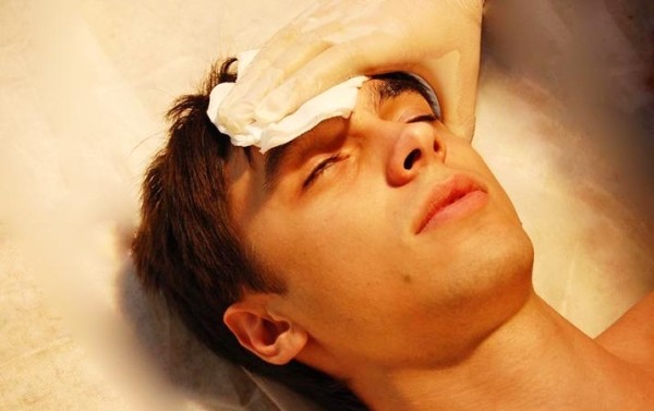 Первая помощь при острой кровопотере и травматическом шоке		 
			Первая помощь при острой кровопотере и травматическом шоке