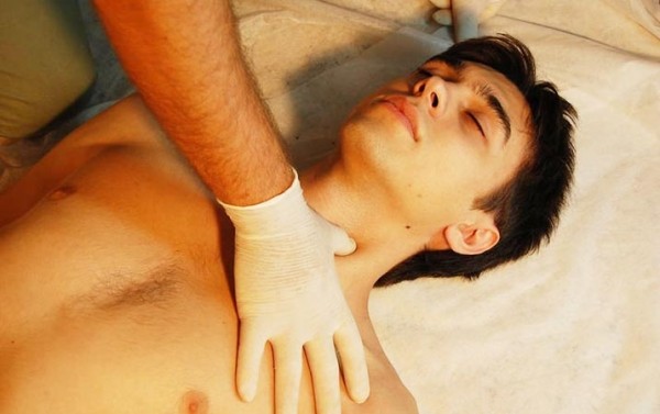 Первая помощь при острой кровопотере и травматическом шоке		 
			Первая помощь при острой кровопотере и травматическом шоке