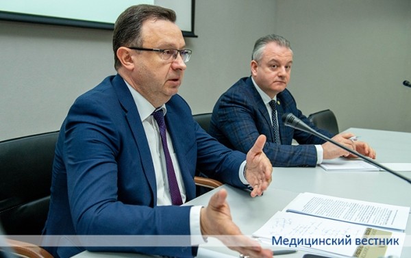 Министр встретился с преподавателями и студентами БГМУ
Министр встретился с преподавателями и студентами БГМУ