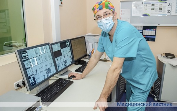 Более 22 тысяч консультаций провели специалисты РНПЦ неврологии и нейрохирургии за год
Более 22 тысяч консультаций провели специалисты РНПЦ неврологии и нейрохирургии за год