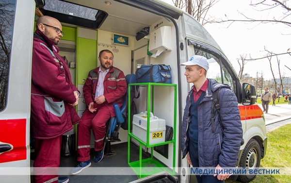 Святочныя мерапрыемствы з нагоды Дня працы па традыцыі правяла Федэрацыя прафсаюзаў Беларусі
Святочныя мерапрыемствы з нагоды Дня працы па традыцыі правяла Федэрацыя прафсаюзаў Беларусі