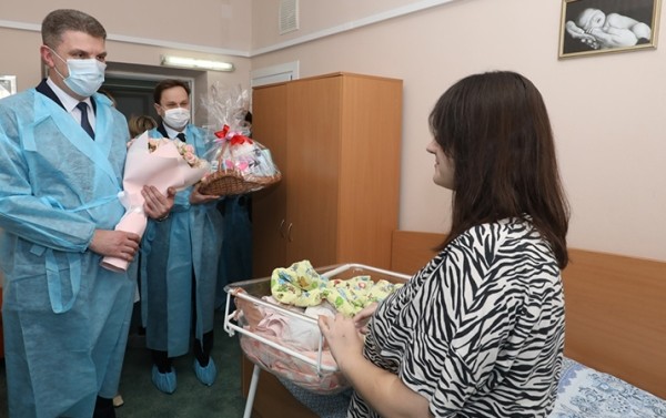 В первый день нового года в Беларуси родились 110 детей 			     
        В первый день нового года в Беларуси родились 110 детей