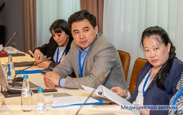 
        Институт наставничества — важное направление профсоюзной работы			    