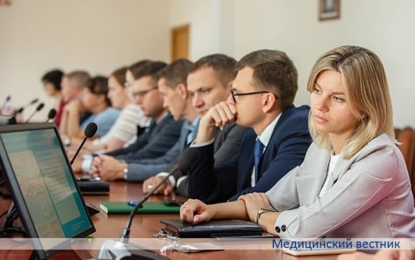 В Минздраве прошел круглый стол на историческую тематику			     
        В Минздраве прошел круглый стол на историческую тематику