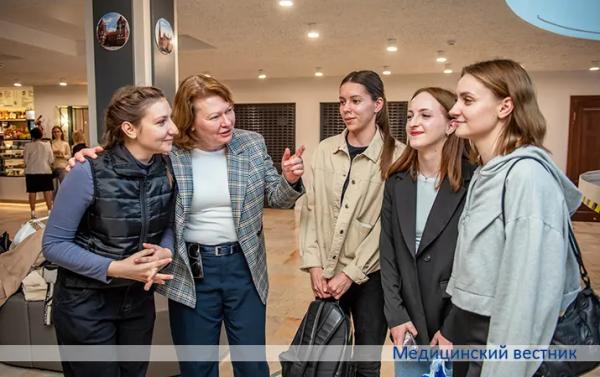 
        В Минске посвятили в профессию молодых специалистов			    