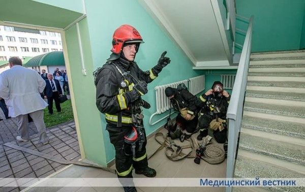 
        В ГКБСМП прошли командно-штабные учения в режиме ЧС			    